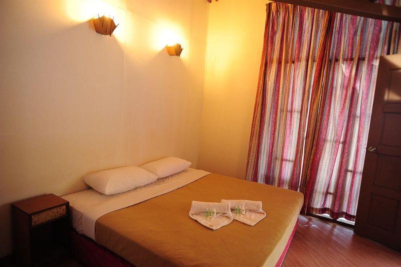 Redang Beach Resort Екстериор снимка