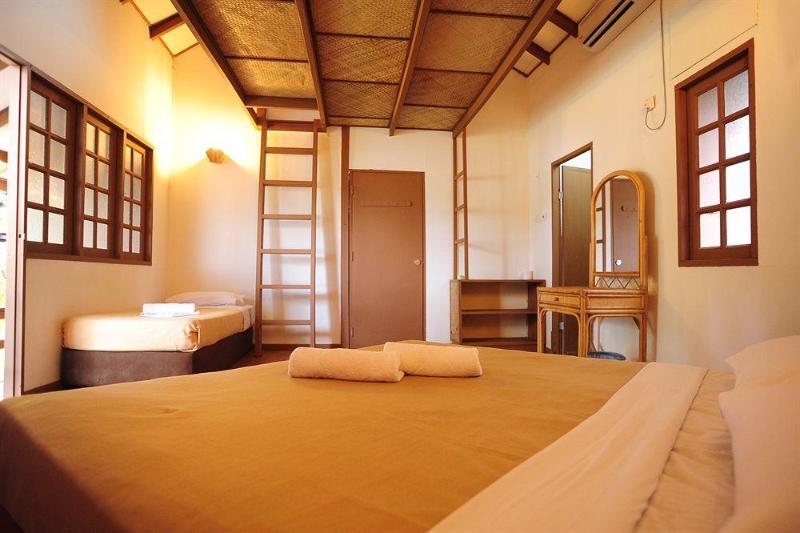 Redang Beach Resort Екстериор снимка
